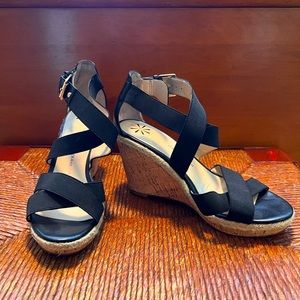 Black fabric cross strap sandals